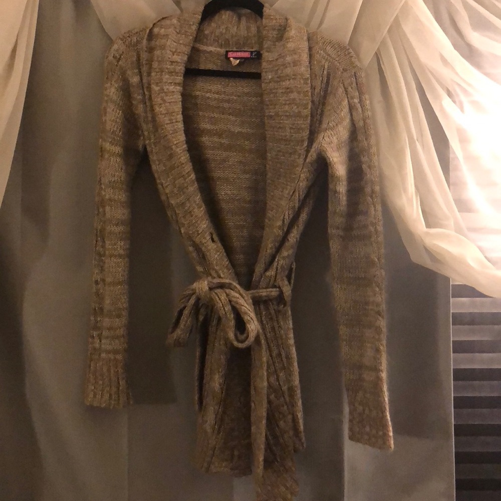 Sweater - Picture 2 of 2